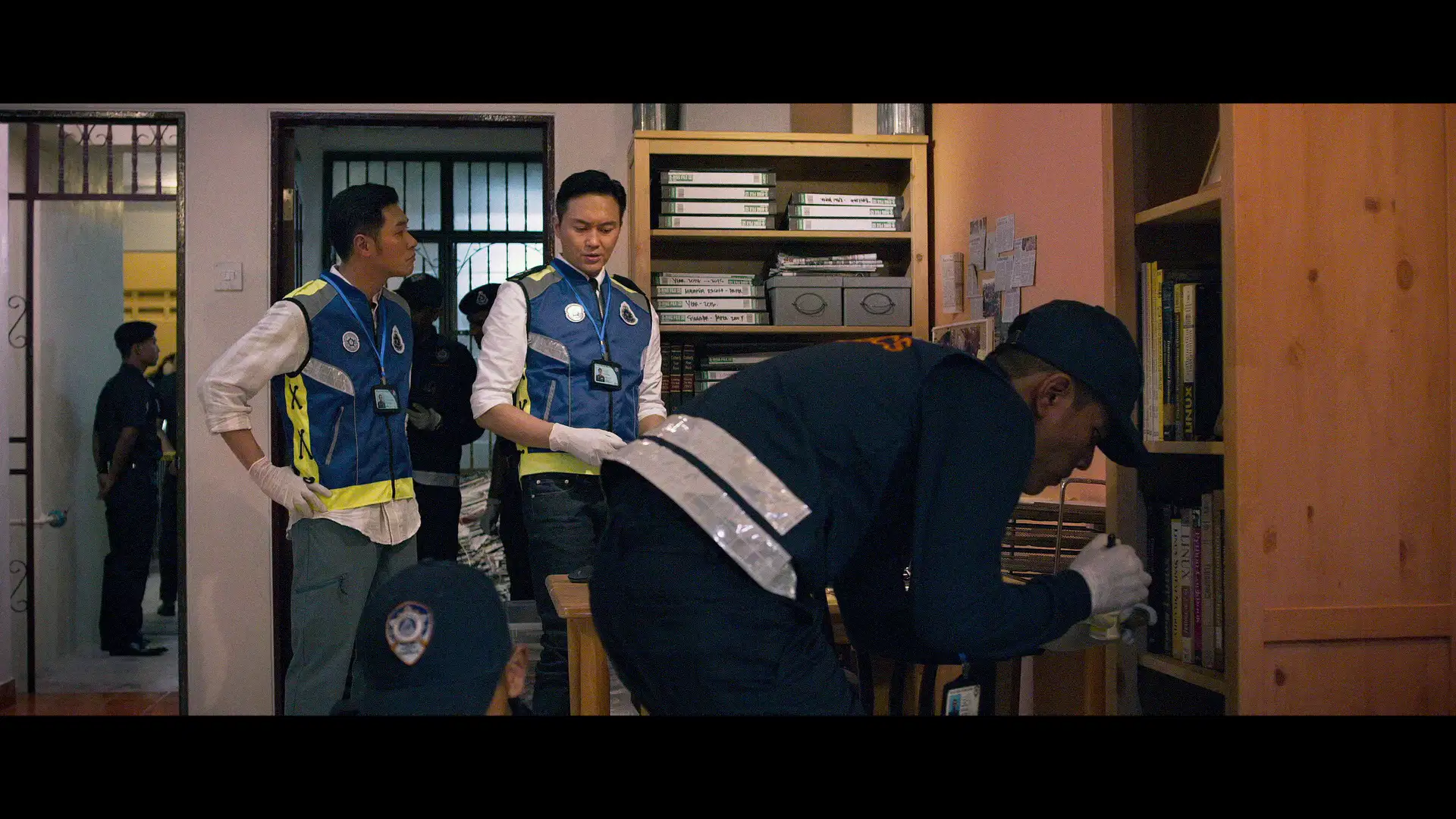 泄密者